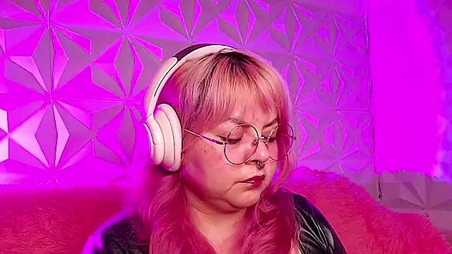 Satyn doll online show from February 24, 2026, 11:38 pm