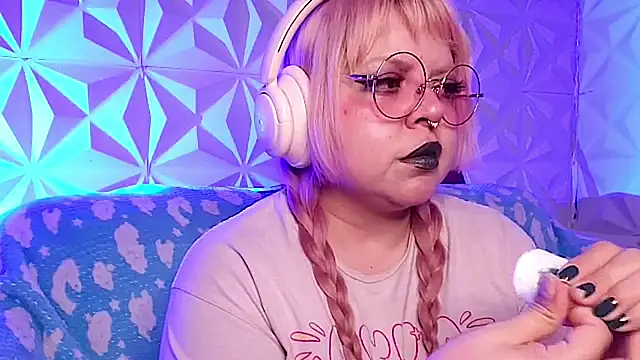 Satyn doll online show from April 29, 2026, 2:27 am