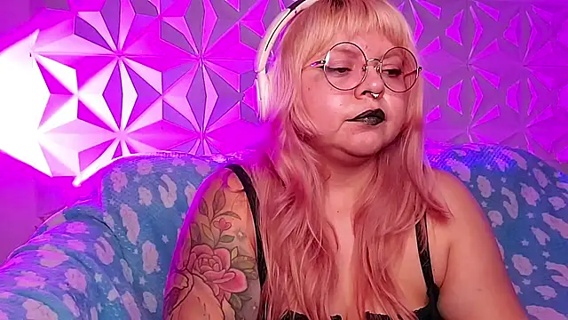 Satyn doll online show from May 8, 2026, 1:42 am