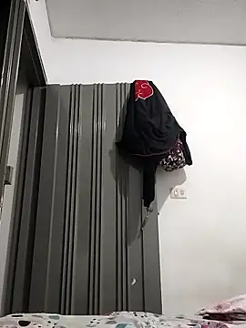 Anistmih99 online show from March 17, 2026, 8:01 pm