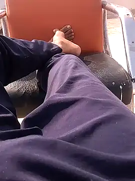 Snapshot of indianguy21 chatting on December 22, 2024, 7:22 am indianguy21 online show from December 22, 2024, 7:22 am