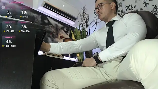 randyluke online show from December 13, 2024, 8:47 pm