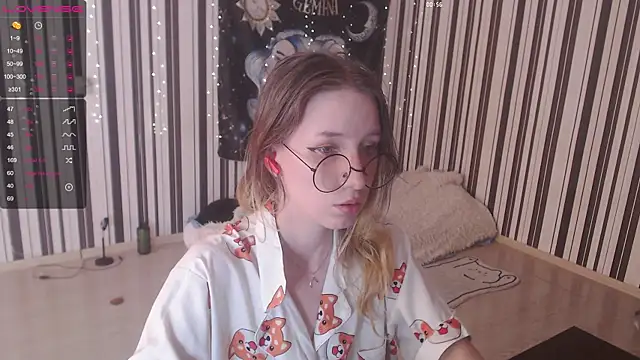  Hanna Moon  online show from September 11, 2025, 10:15 am