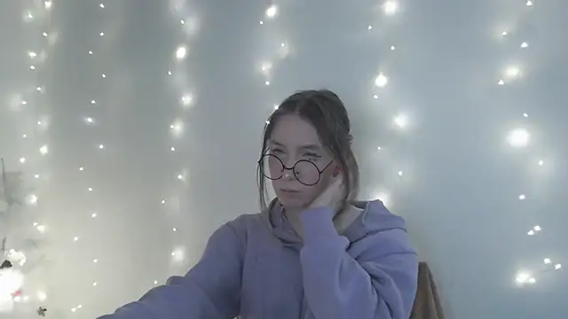  Hanna Moon  online show from January 10, 2026, 9:26 am