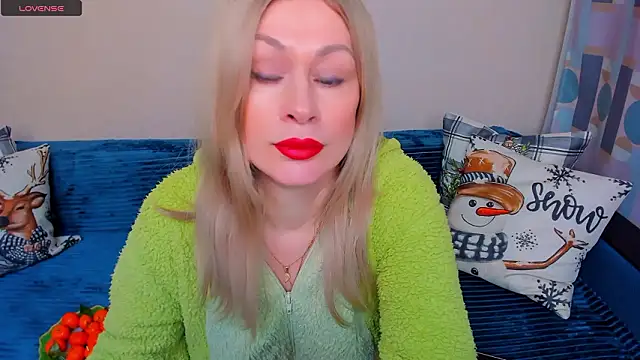 EllenMoore online show from March 2, 2026, 3:07 am