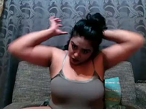 indianishkq7 online show from January 30, 2025, 1:53 pm