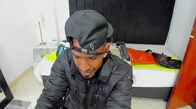 anhtony wayans online show from February 6, 2025, 12:54 am