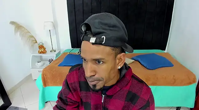 anhtony wayans online show from February 25, 2025, 12:03 am