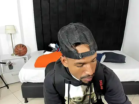 anhtony wayans online show from October 1, 2025, 12:16 am