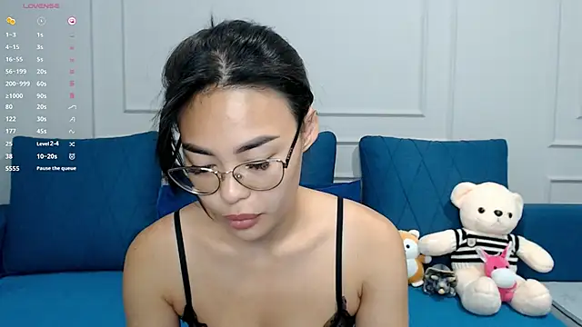 kwana colada online show from September 21, 2025, 4:34 pm