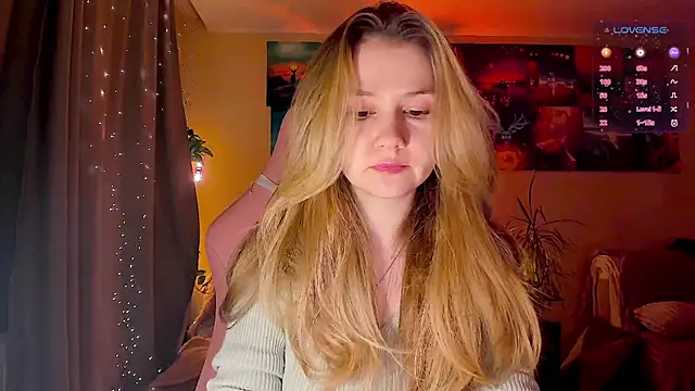 GoodWitch  online show from September 18, 2025, 6:27 am