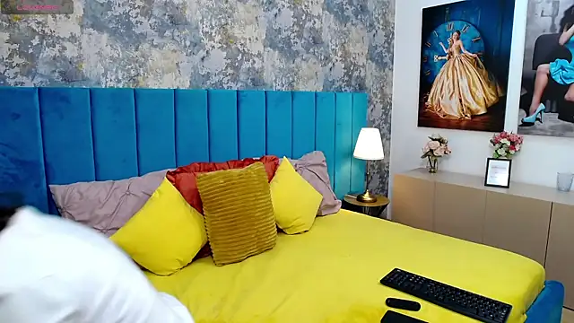 LisaCroft online show from September 22, 2025, 7:25 am