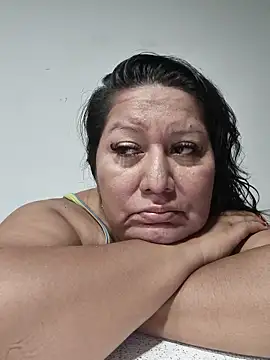 Brenda Berck  online show from May 31, 2026, 4:18 am