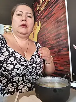 Brenda Berck  online show from June 11, 2026, 2:58 pm