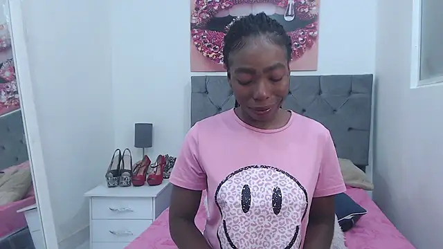 kirajohnson online show from March 12, 2025, 10:37 am