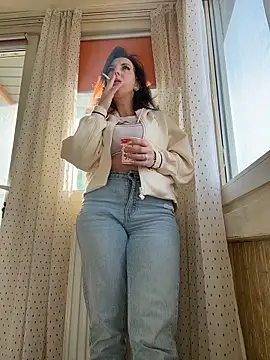 Snapshot of Almmaxxxx chatting on March 8, 2026, 6:49 am Almmaxxxx online show from March 8, 2026, 6:49 am