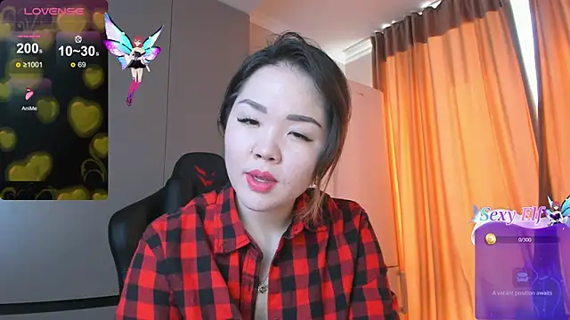 azure moon2 online show from March 4, 2025, 8:13 am