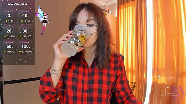 azure moon2 online show from October 6, 2025, 9:32 am