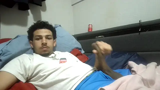 Snapshot of bigdickjojo69 chatting on March 15, 2026, 12:50 am bigdickjojo69 online show from March 15, 2026, 12:50 am