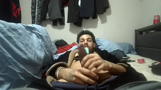 Snapshot of bigdickjojo69 chatting on March 17, 2026, 9:40 pm bigdickjojo69 online show from March 17, 2026, 9:40 pm