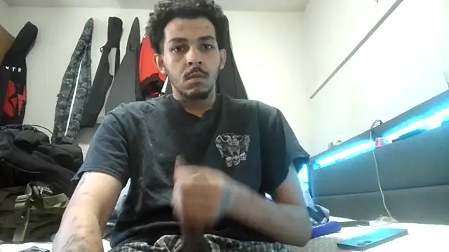 Snapshot of bigdickjojo69 chatting on March 11, 2026, 8:03 pm bigdickjojo69 online show from March 11, 2026, 8:03 pm