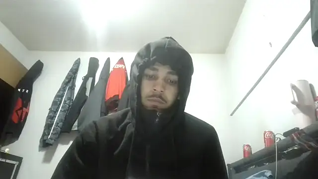 Snapshot of bigdickjojo69 chatting on March 17, 2026, 5:10 am bigdickjojo69 online show from March 17, 2026, 5:10 am