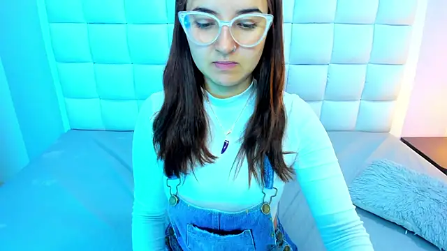 Snapshot of teresasroom_ chatting on May 29, 2026, 2:01 pm teresasroom online show from May 29, 2026, 2:01 pm