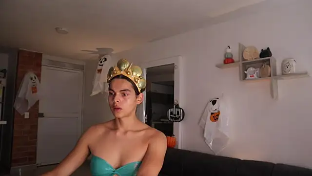  Vahos  online show from October 30, 2025, 5:10 pm