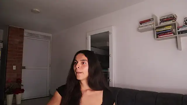  Vahos  online show from June 17, 2026, 7:13 pm