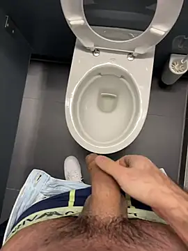 mrcumshotboy online show from February 16, 2025, 3:16 pm