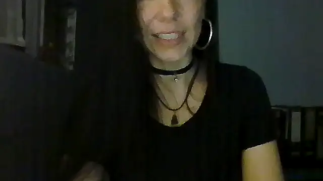 chicacastilla online show from August 7, 2026, 5:46 am