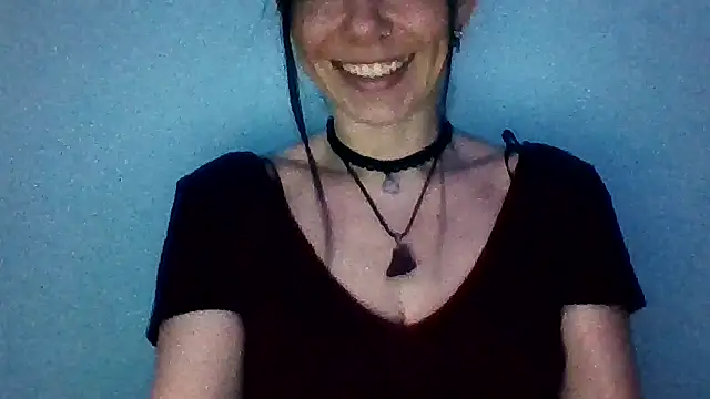chicacastilla online show from July 4, 2026, 5:58 am