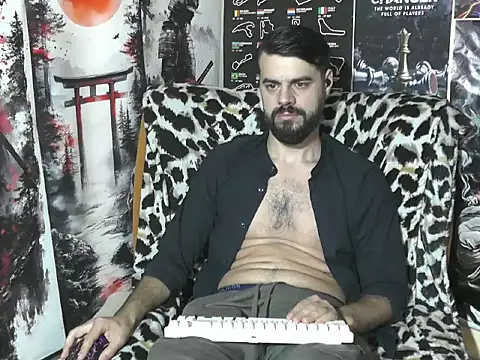 00george online show from November 27, 2025, 8:42 pm