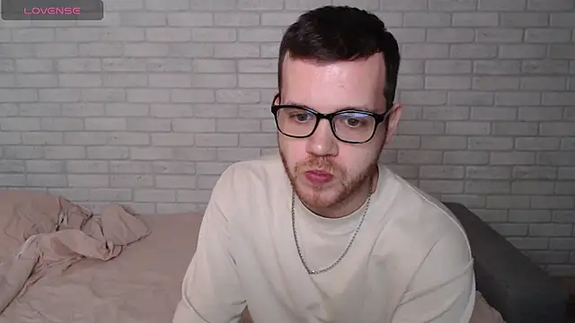 Alexxx horny online show from May 31, 2026, 7:03 pm