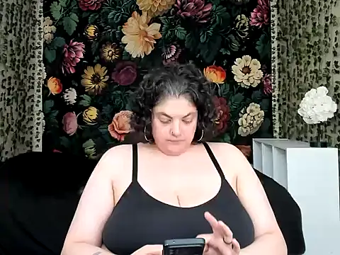 Exotic-Melons online show from June 25, 2026, 9:31 pm