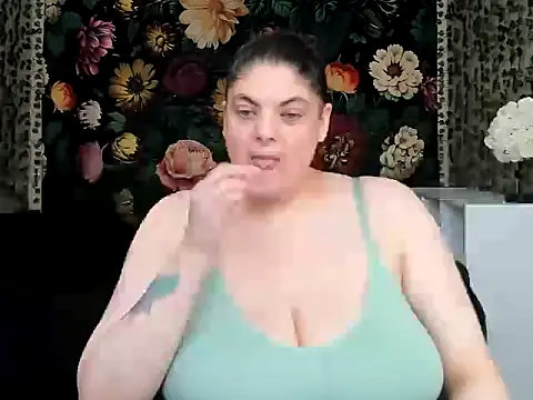 Exotic-Melons online show from June 6, 2026, 11:32 pm