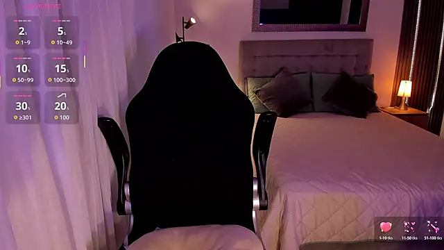 AmyWood online show from October 27, 2025, 7:37 pm