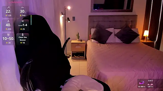 AmyWood online show from October 3, 2025, 3:57 pm