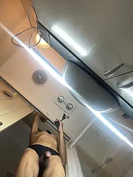 jackbigo online show from February 27, 2025, 3:40 am