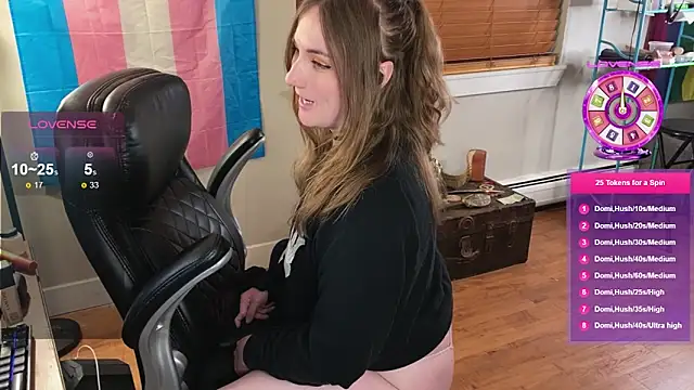 Snapshot of luluvaladon chatting on March 20, 2026, 3:51 am luluvaladon online show from March 20, 2026, 3:51 am