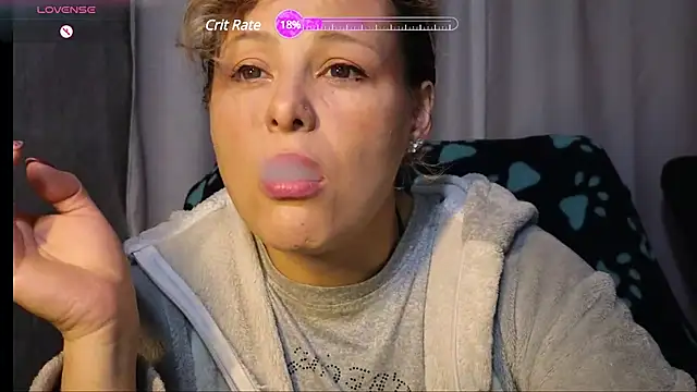 dagny-jo online show from February 6, 2025, 3:27 am