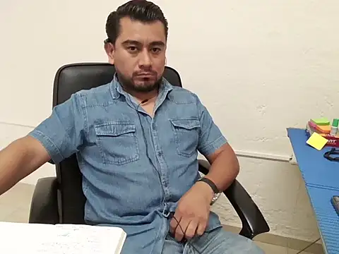 youmanhorny online show from July 13, 2026, 7:13 pm