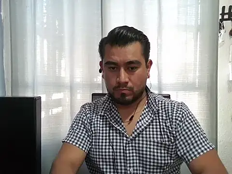 youmanhorny online show from July 24, 2026, 8:27 pm