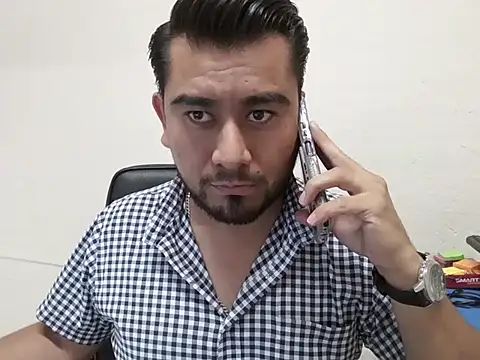 youmanhorny online show from July 10, 2026, 6:19 pm