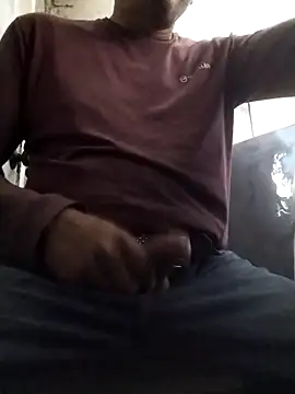 Pincheponcho online show from December 27, 2024, 2:14 am