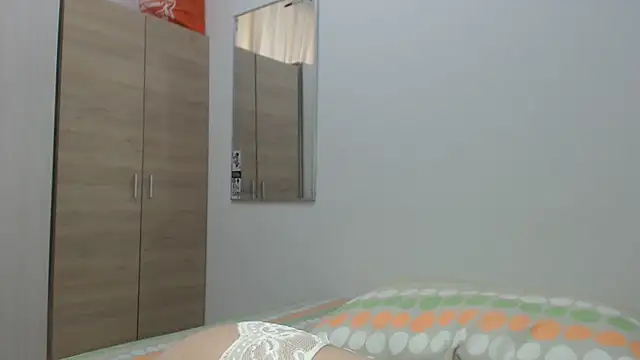 camilahot23 online show from January 31, 2025, 4:48 pm