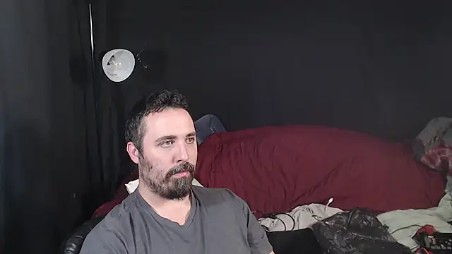 Metalstud online show from October 28, 2025, 7:02 pm