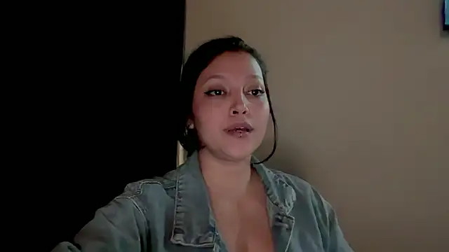 MarcellaGriffin online show from August 4, 2026, 9:52 pm
