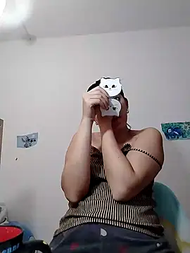 lolyforyou online show from October 17, 2025, 6:06 am