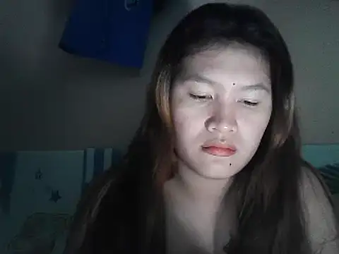 leamorena online show from November 28, 2025, 3:56 pm